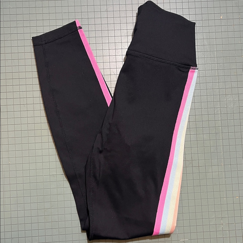 Spiritual Gangster leggings small